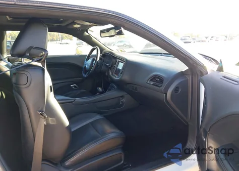 2018 Dodge Challenger Sxt Plus z USA, uszkodzony, nr VIN 2C3CDZAG4JH334373